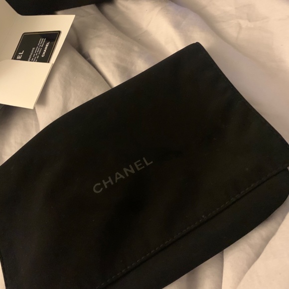 CHANEL Caviar Quilted Wallet On Chain WOC Black - Picture 4 of 13